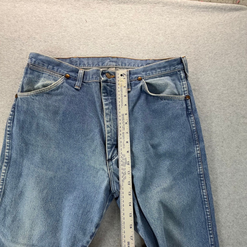Vintage Wrangler 936DEN Cowboy Cut Slim Fit Jeans Mens 35x31 Blue Made in USA - Picture 4 of 10